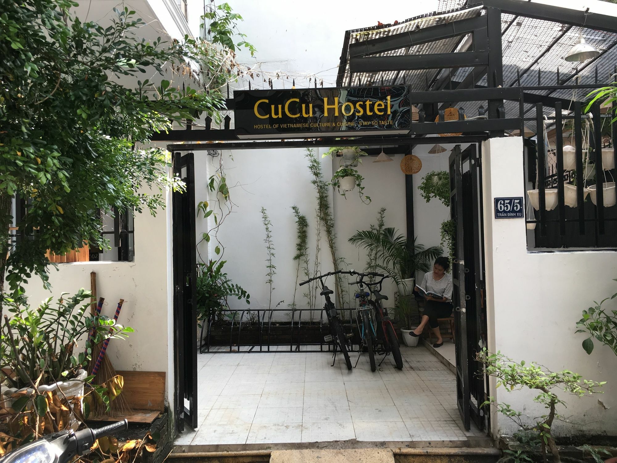 Cucu Hostel Хошимин Экстерьер фото